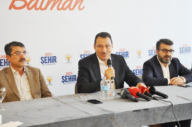 “Millete efendi değil, hizmetkar olduk”