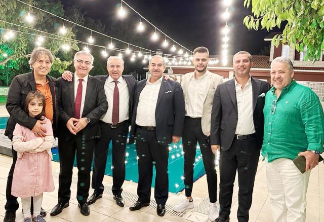 Hamitoğlu Vali Yardımcısı Kaya’nın mutlu günündeydi