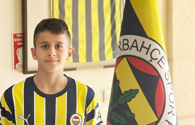 Batman’dan Fenerbahçe Spor Kulübüne gitti