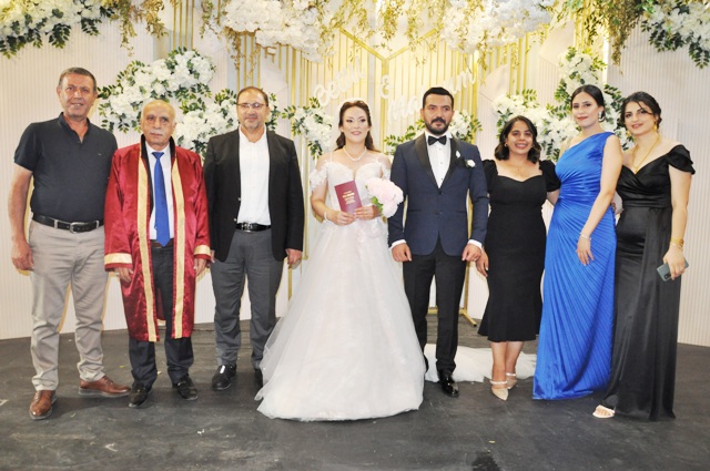 Demir ve Okut Ailesinden Görkemli Düğün