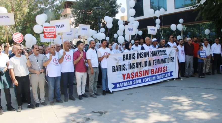 1 Eylül Dünya barış gününde barış nöbeti