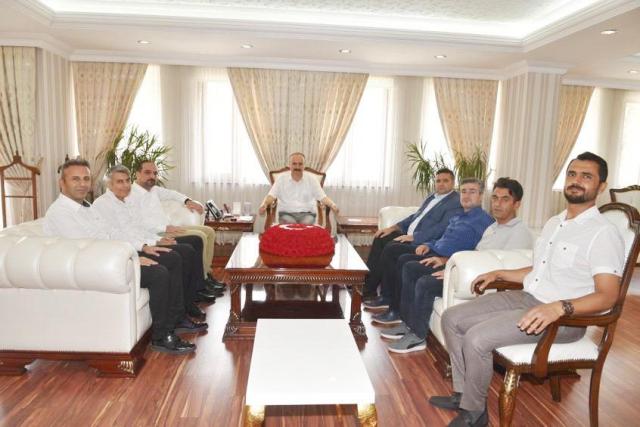 Memur-Sen Başkanlarından Vali Canalp’a ziyaret