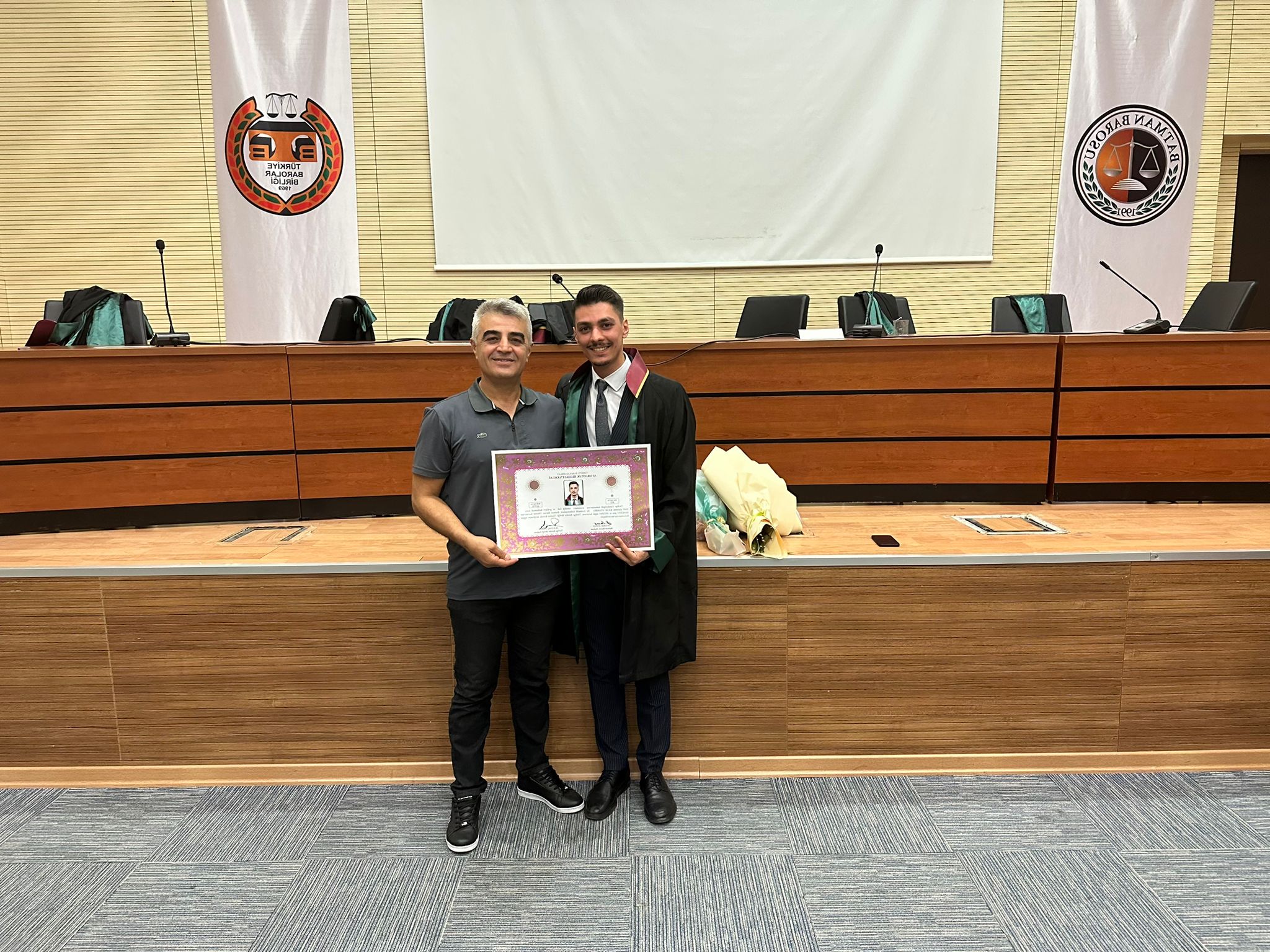 Av. Kaan Uyanık törenle ruhsatını aldı 