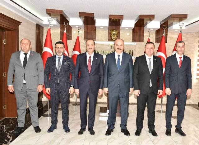 MHP Heyetinden Vali Canalp’a ziyaret