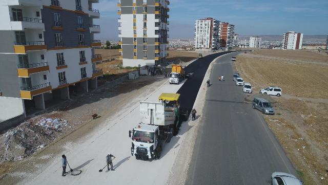 TOKİ’ler arası yol asfaltlanıyor