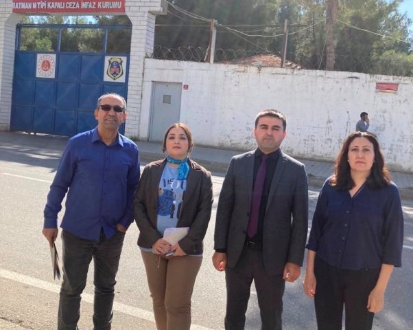 Baro cezaevi hak ihlallerini araştırdı