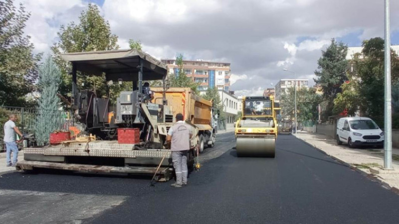 Bahçelievler ve Şafak Mahalleleri asfaltlandı