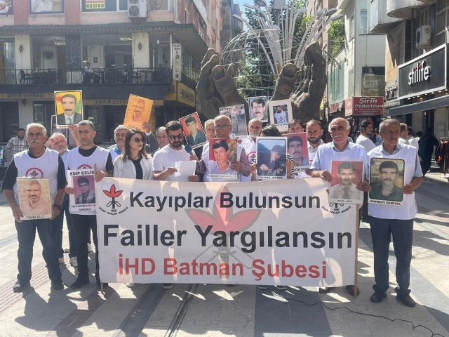 Kayıp yakınları Efeoğlu kardeşlerin akıbetini sordu