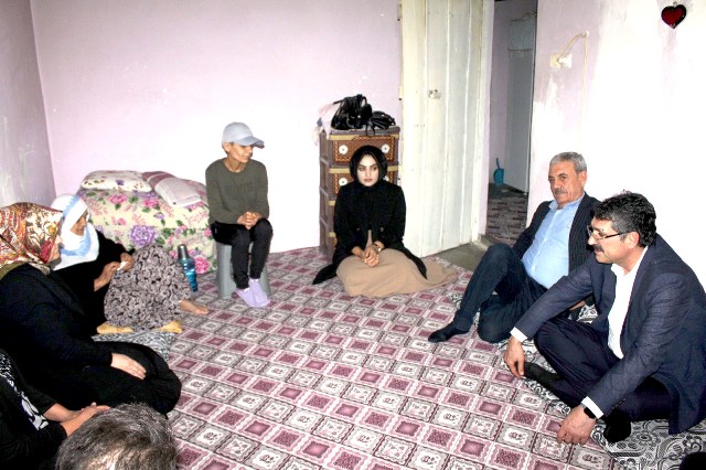 Nasıroğlu fuarı gezdi, aile ziyaretlerine devam etti