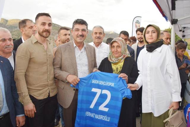 “Biz çalıştıkça,  ürettikçe memleketimiz gelişecek”