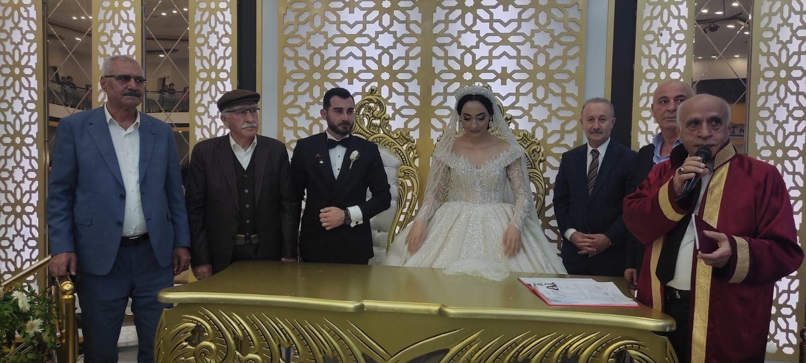 GÖÇÜN VE EKİNCİ AİLELERİNİN MUTLU GÜNÜ