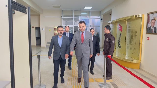 Başkan Çetin Hasankeyf’teydi