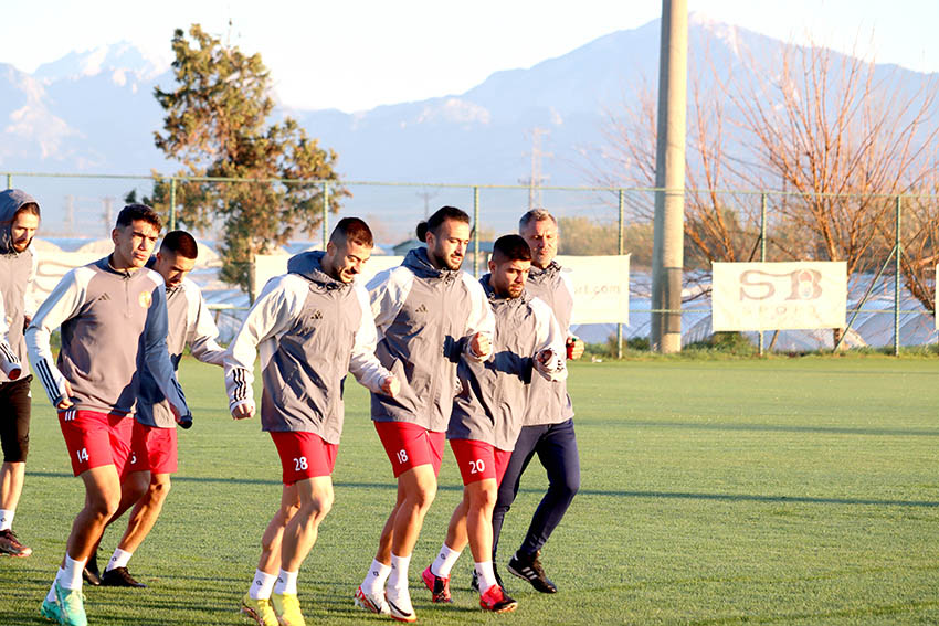 TPAO Batman Petrolspor’un devre arası kampı sürüyor