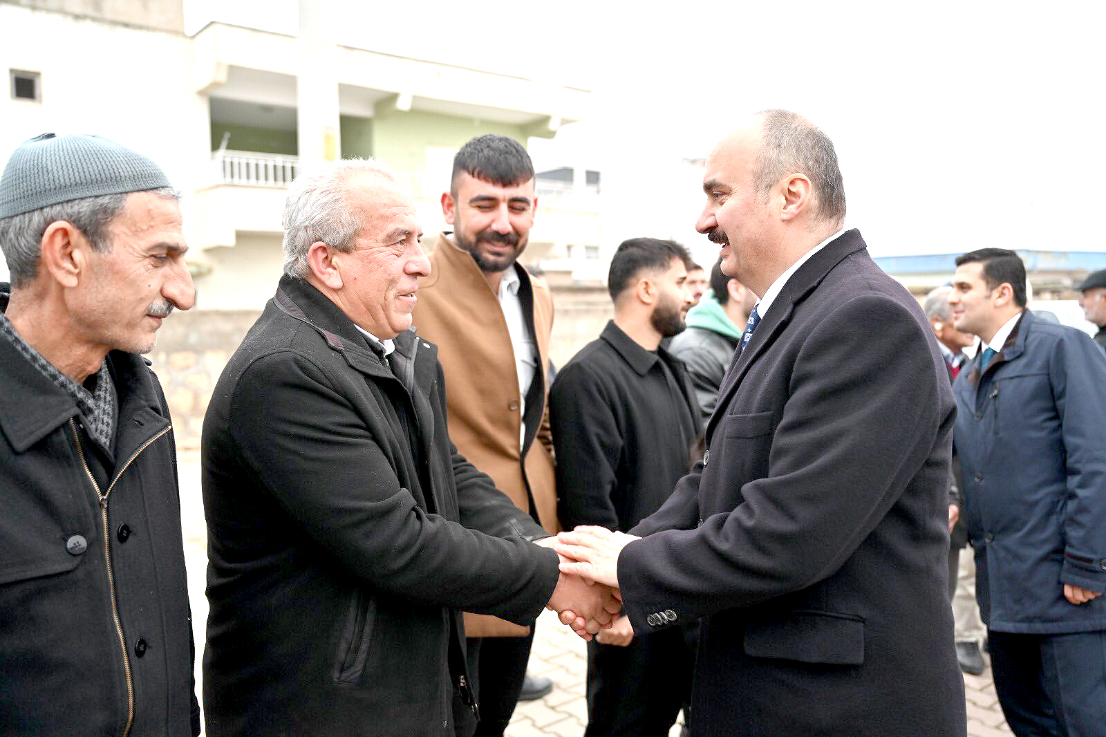 Vali Canalp’tan 274. köy ziyareti