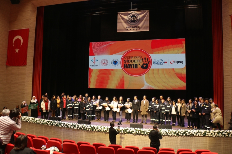 Batman’da “kadına şiddete hayır” konferansı