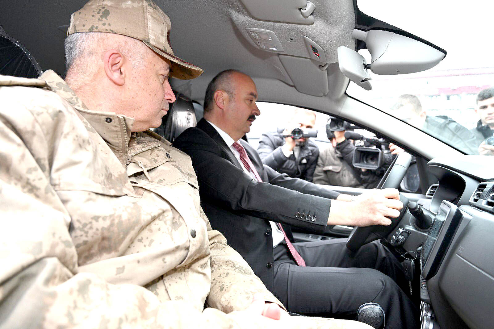 Araçlar uyuşturucu ile mücadelede kullanılacak