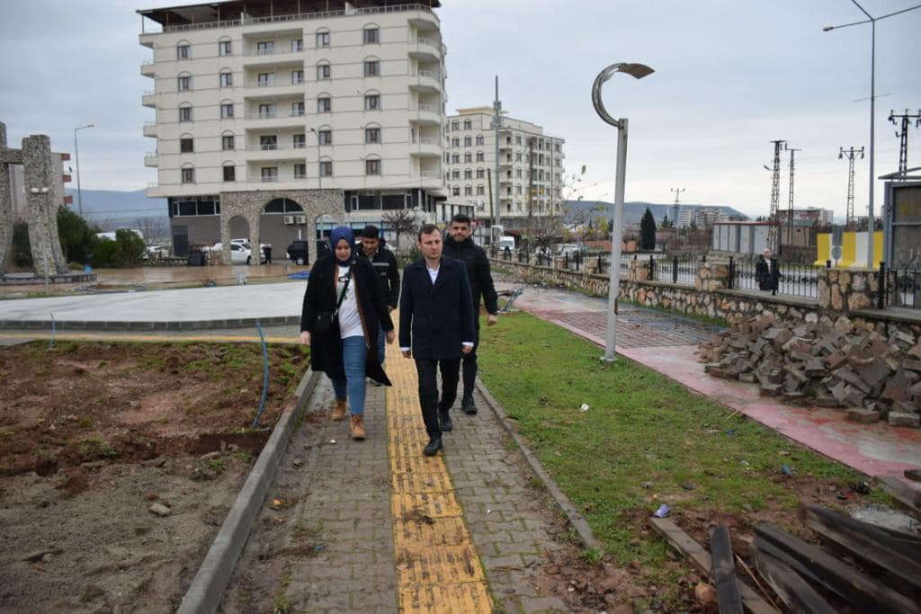 15 Temmuz Parkı Peyzaj çalışmaları yerinde incelendi