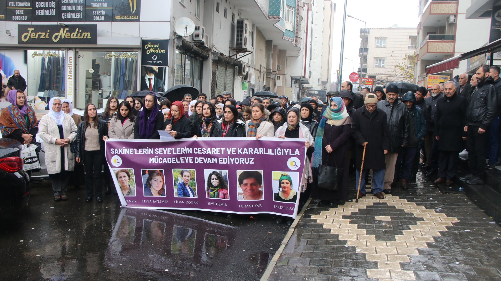 ‘Kadınlar, doğrudan hedef alan saldırılarla karşı karşıya’