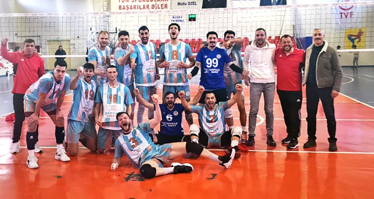 Depsaş Enerji Voleybol Takımı zirve yarışını sürdürüyor