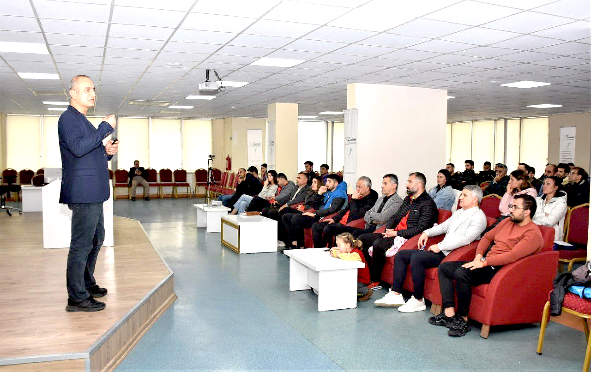 ÇOCUKLAR YETENEKLERİNE GÖRE YÖNLENDİRİLMELİ