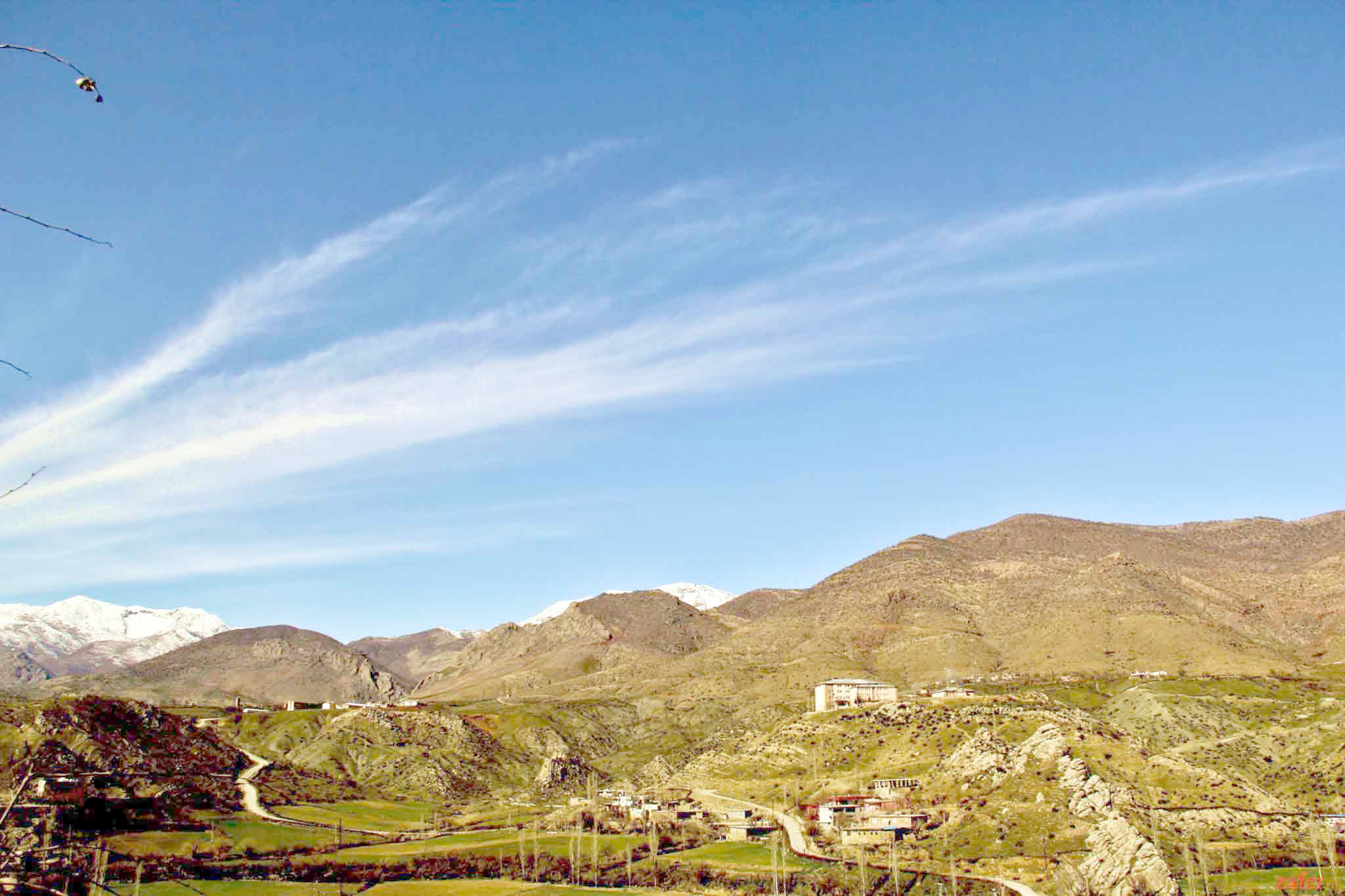 Çiftçiler Kar Yağmasını bekliyor