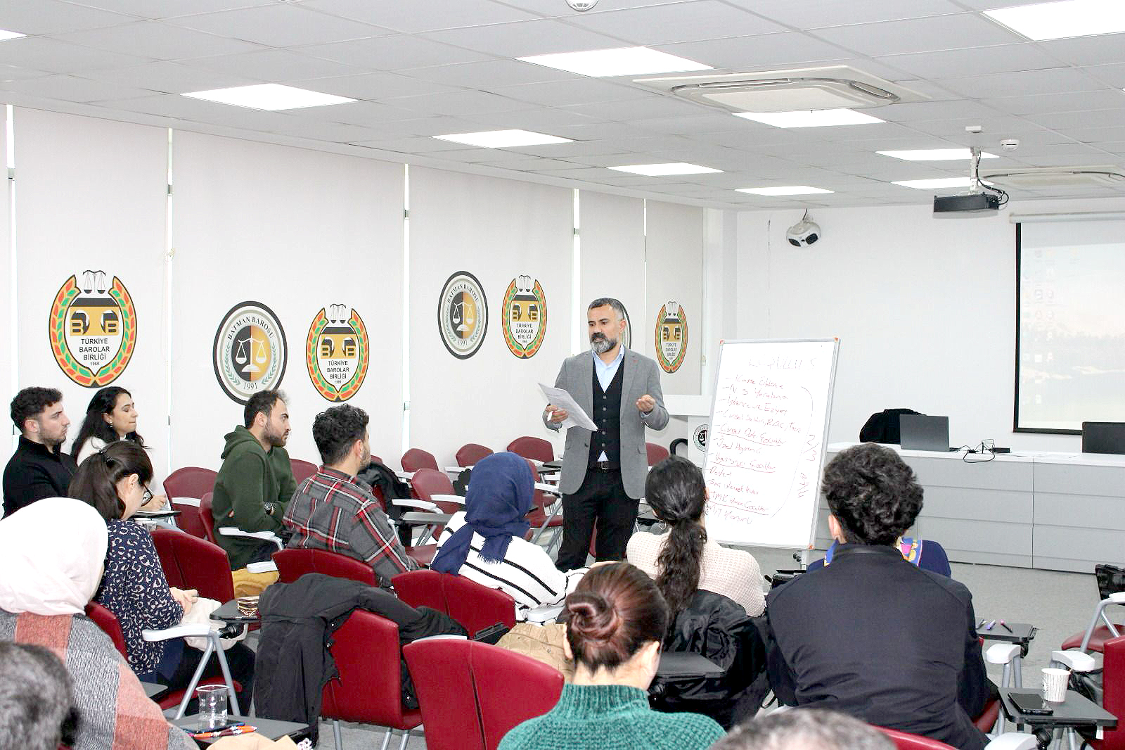 Stajyer Avukatlara İnfaz Hukuk Uygulamaları anlatıldı