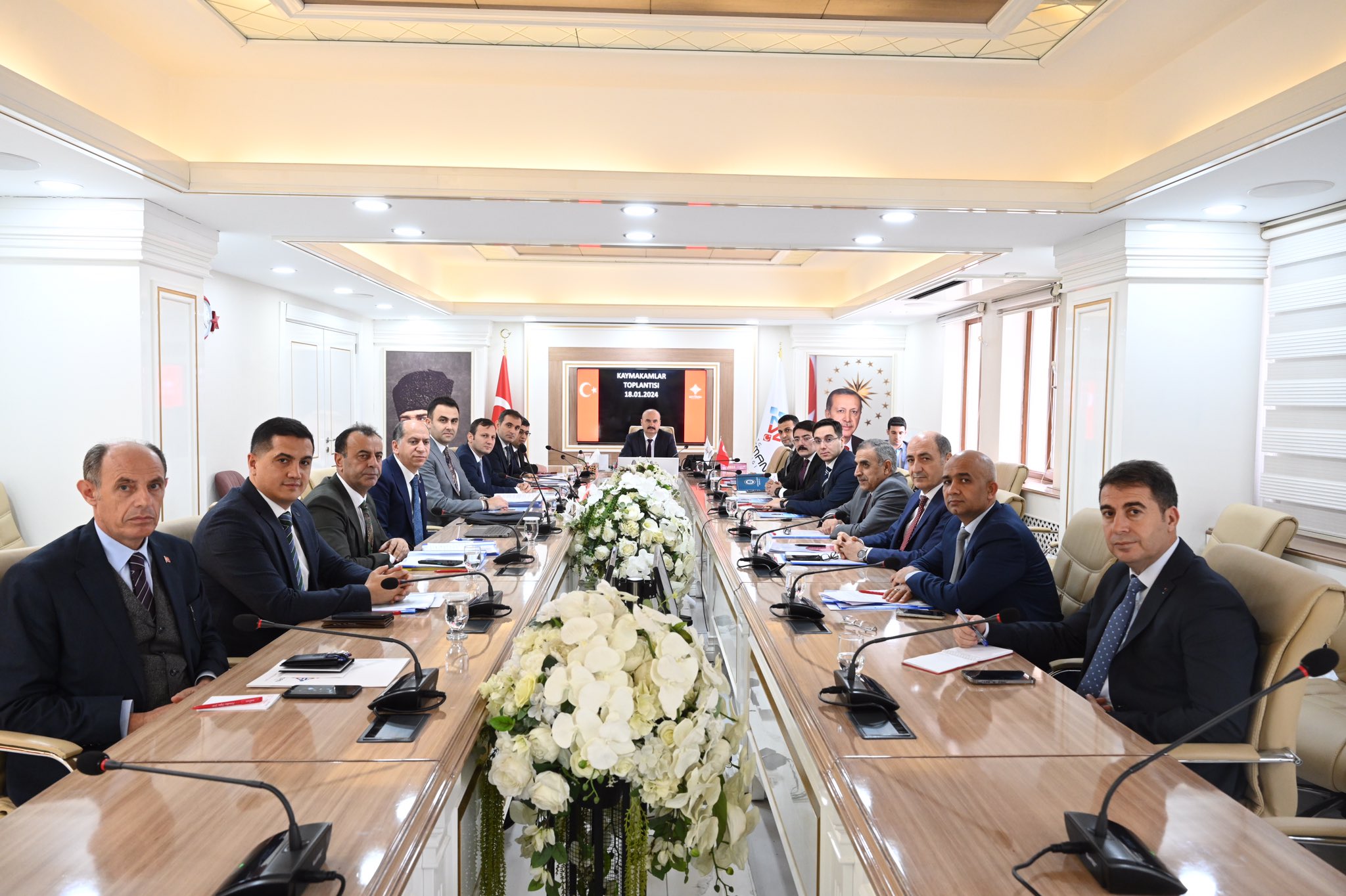 Kaymakamlar toplantısında ilçelerin genel durumu ele alındı