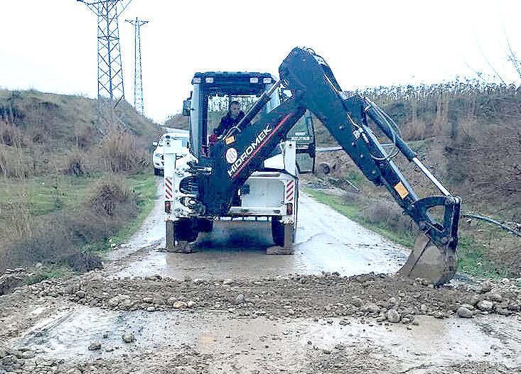 Kozluk’ta yeni yol çalışmaları