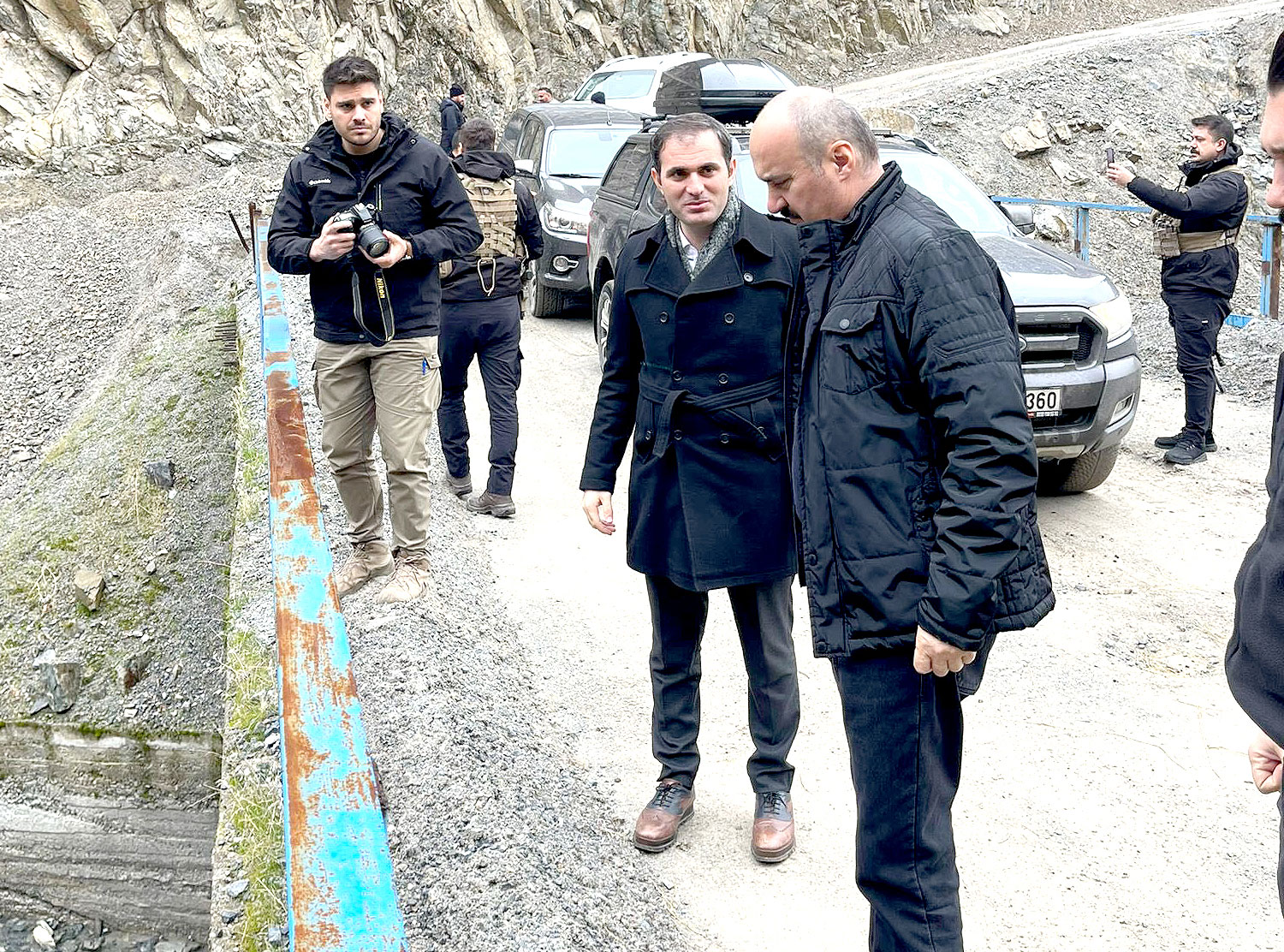 Vali, mezra yolunu inceledi