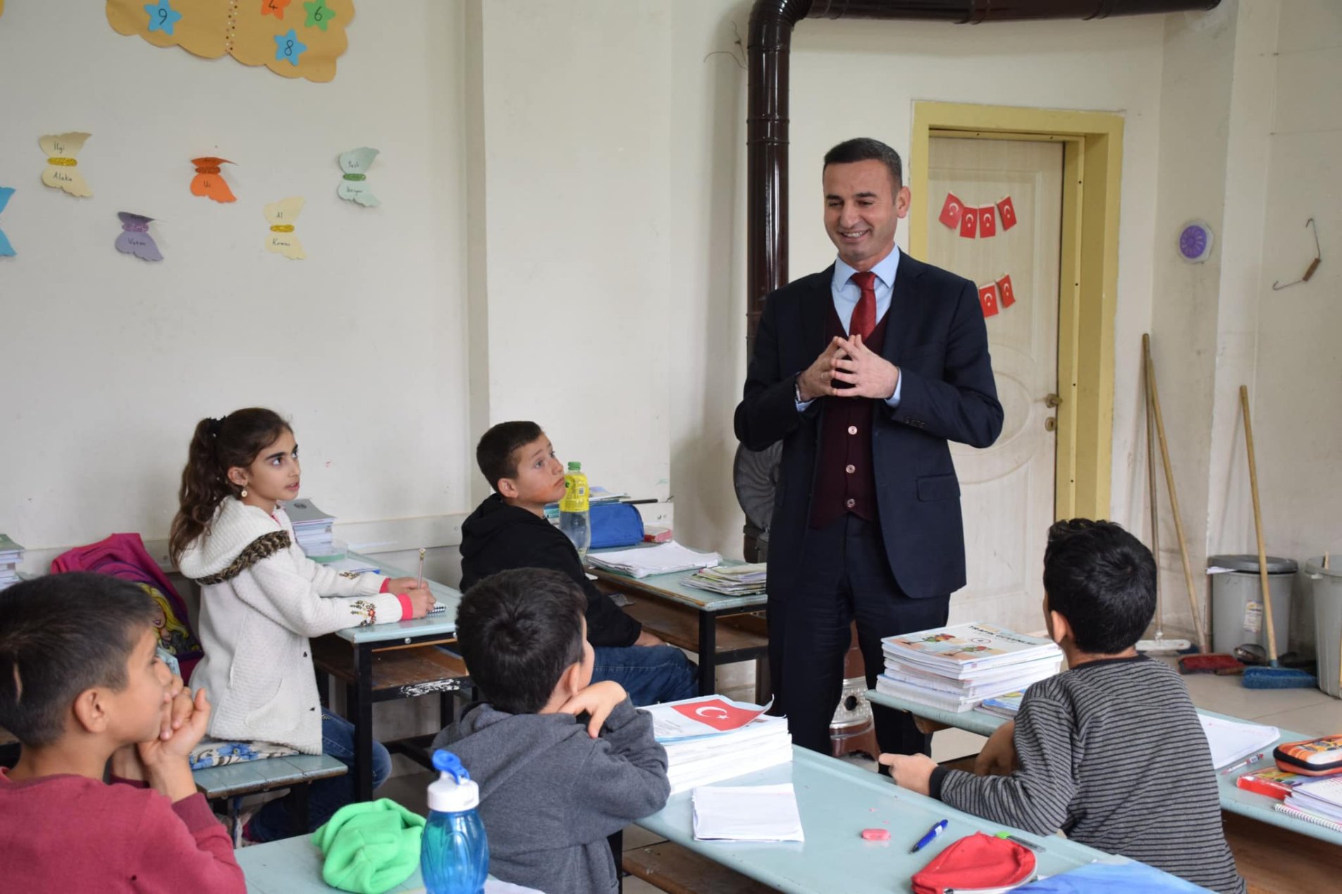 Müdür Sevimden köy okullarına ziyaret