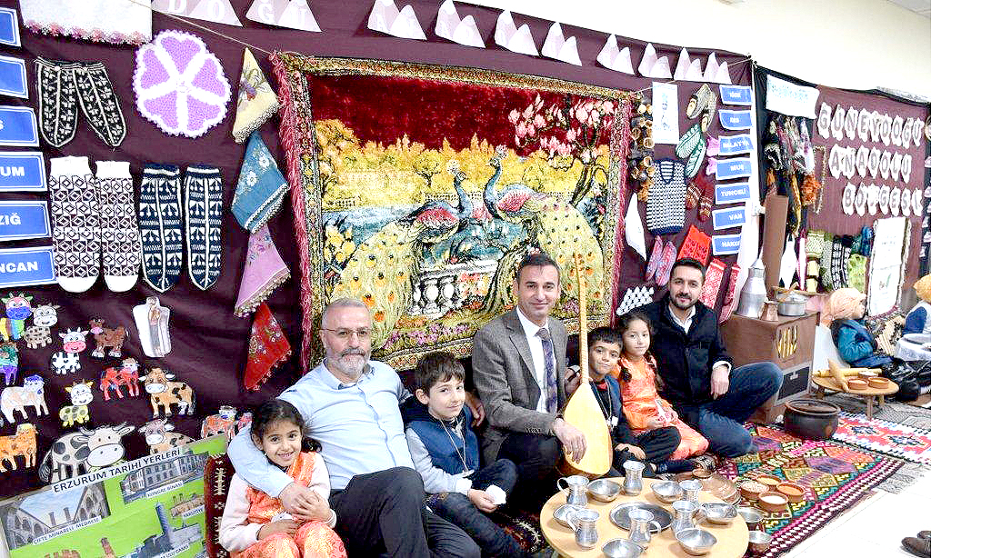 Selahaddin Eyyubi İlkokulunda sergi