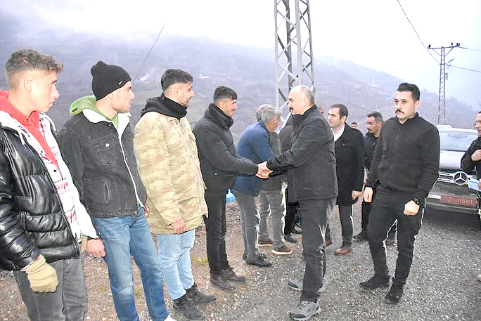 Çınarlı Köyüne ziyarette bulundu