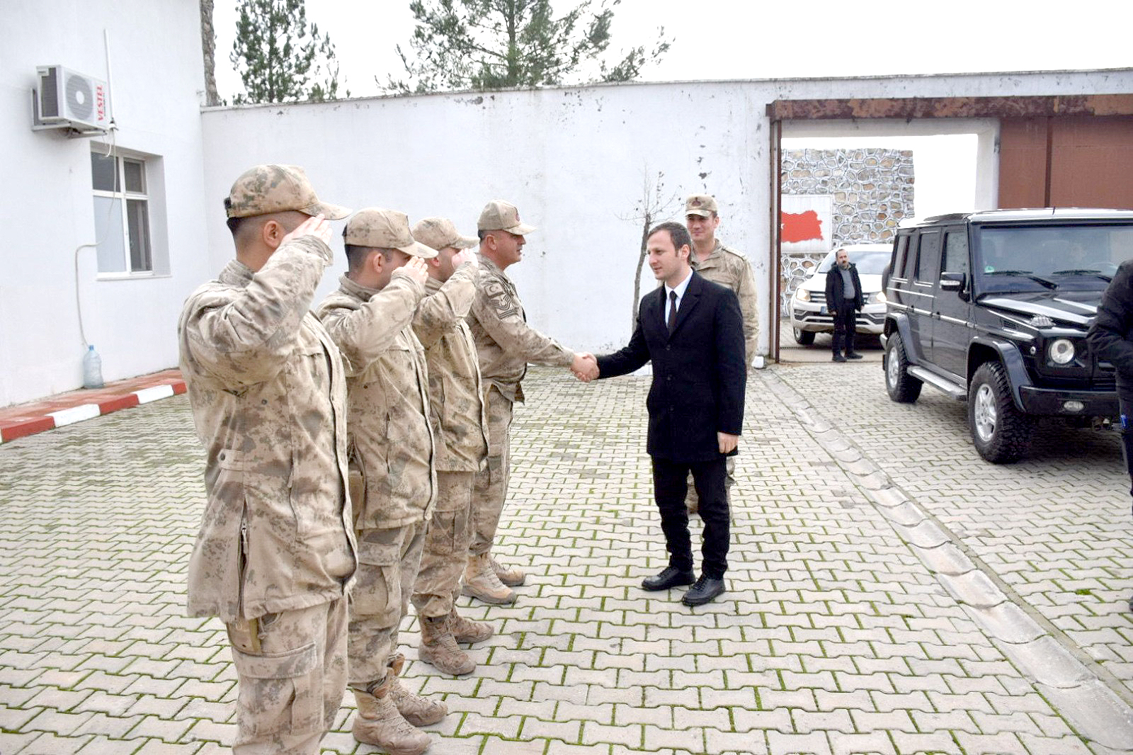 Yanıkkaya Jandarma Karakolunu ziyaret etti