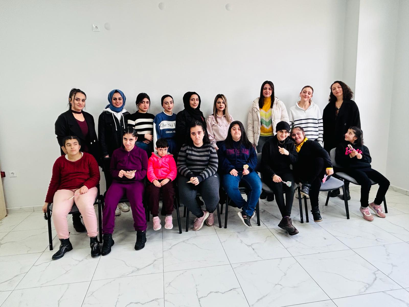 Özel gereksinimli çocuklara saç kesimi