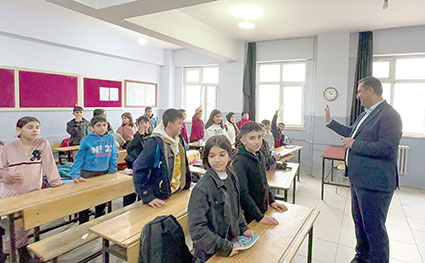 Ramanlı’dan ‘Kürtçe seçmeli ders’ vurgusu