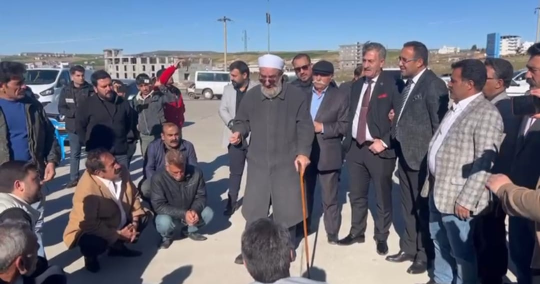 HUSUMETLİ AİLELER BARIŞ YEMEĞİ İLE BARIŞTI