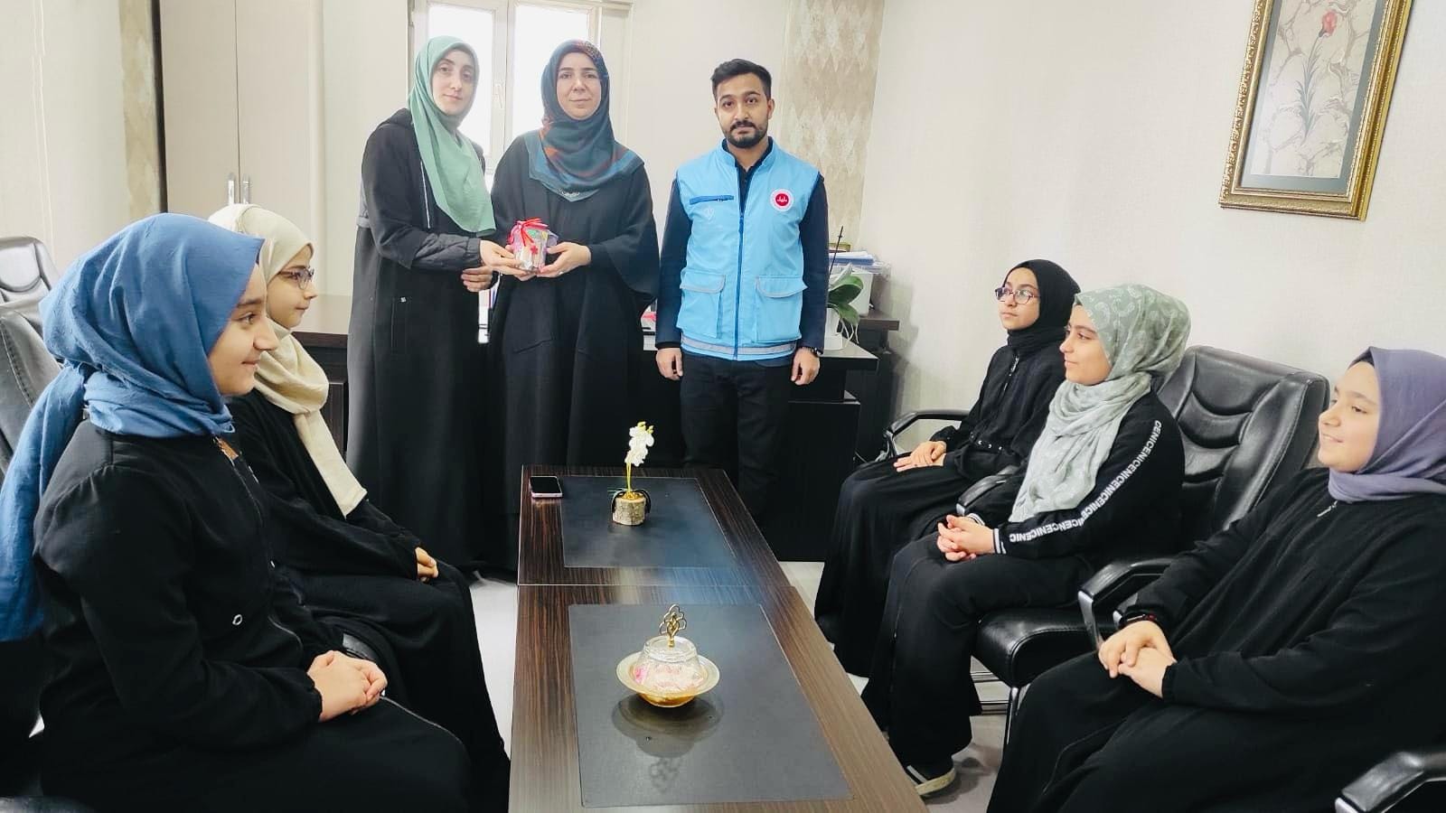 Çantaların geliri Filistinliler için