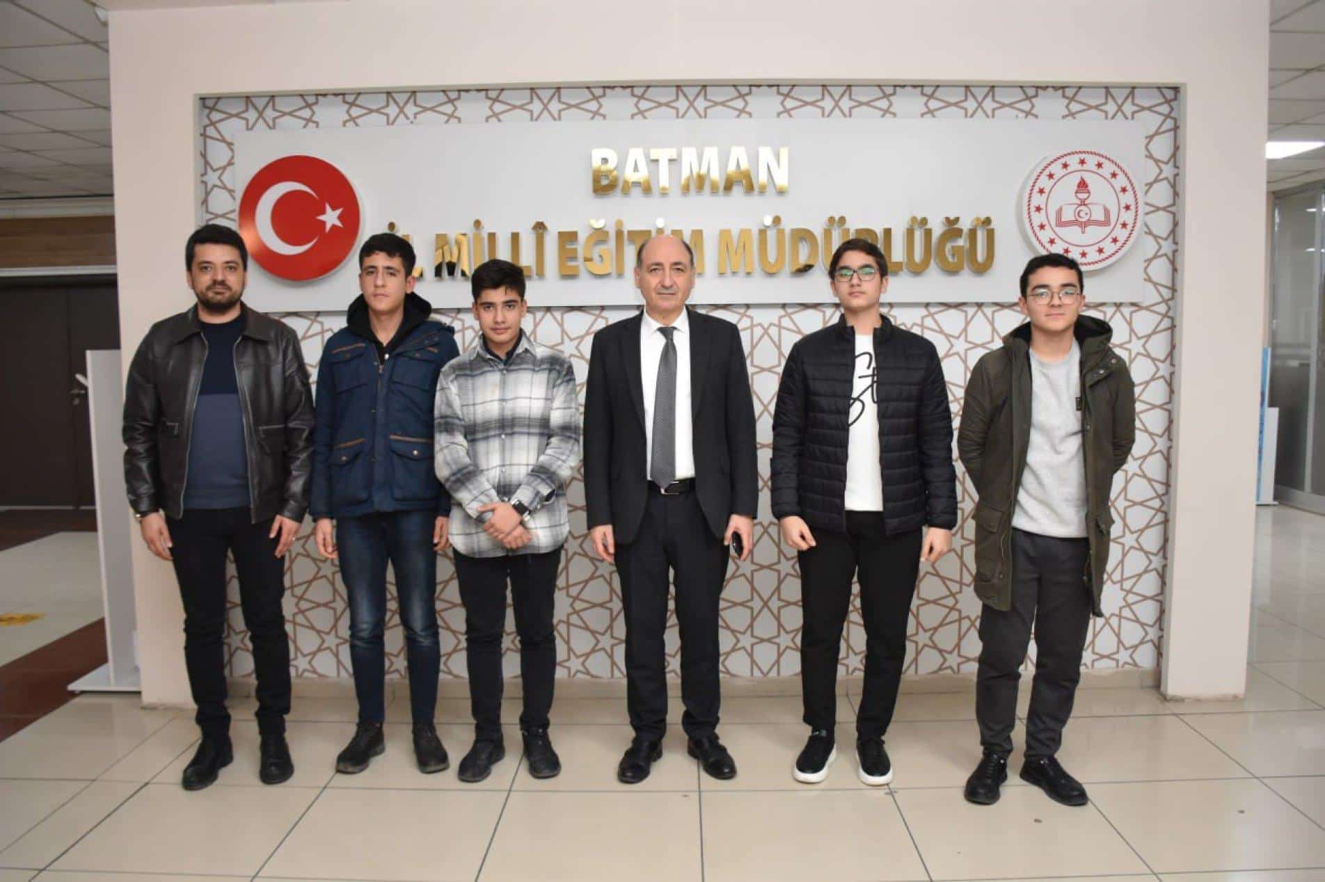 ‘Maziden Atiye Ahlat’ programına katılan öğrencileri konuk etti