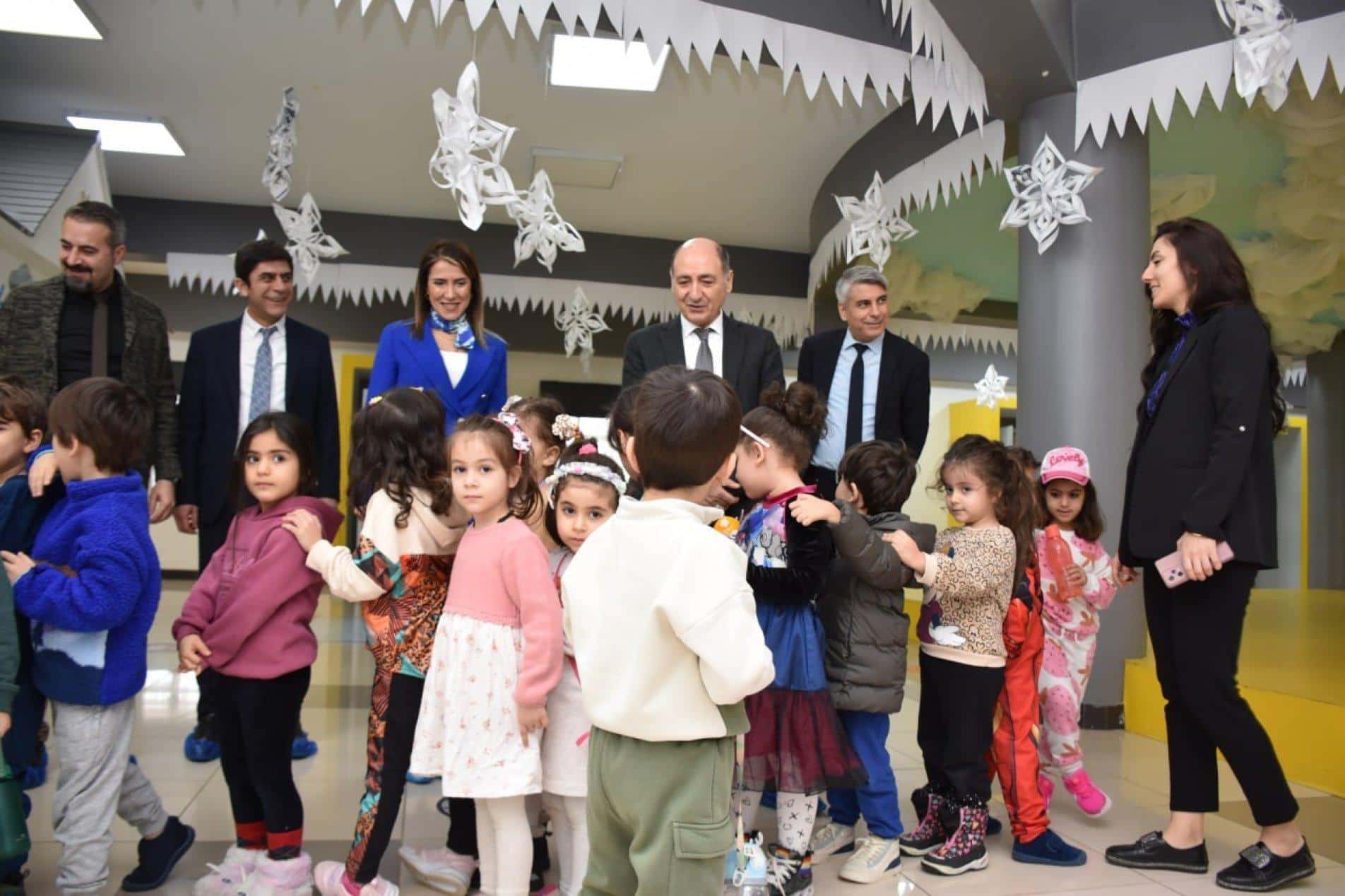 Özel Öğretim Kurumlarını ziyaret etti