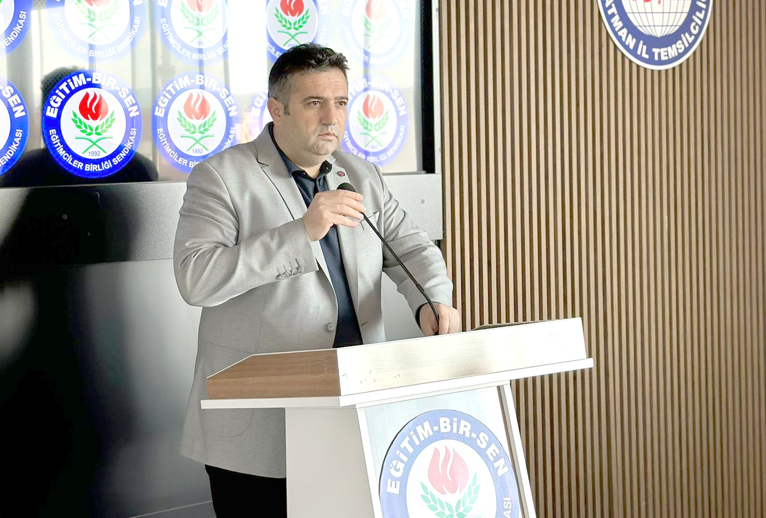 “Bu saldırı toplumun geleceğine saldırıdır!”