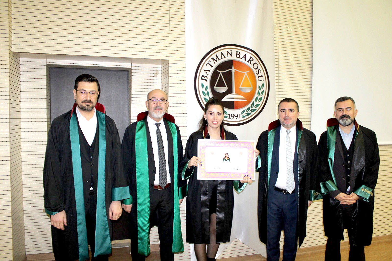 Elboğa Avukatlık mesleğine ilk adımı atı