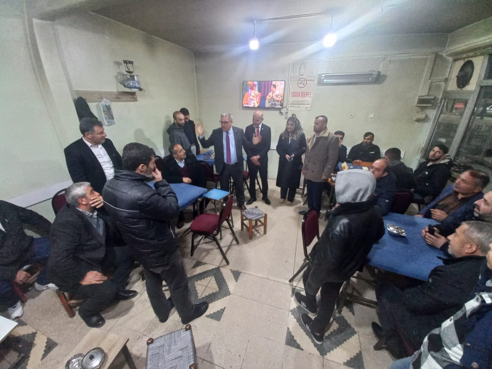 İyi Parti adayları Sason’da esnafları gezdi