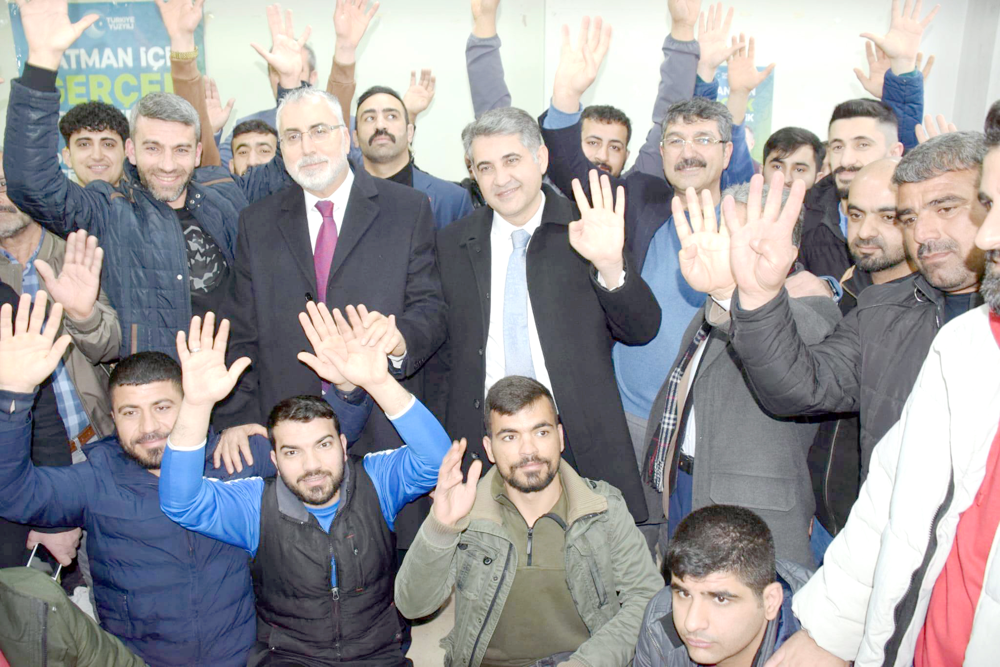 Bakan Işıkhan ‘31 Mart’a kadar kapı kapı dolaşın’