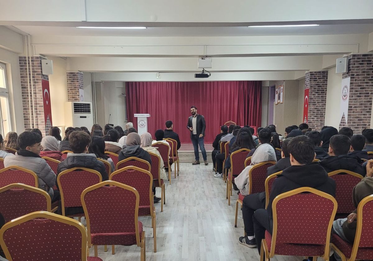 Akademisyen-Öğrenci Buluşmalarında bu hafta