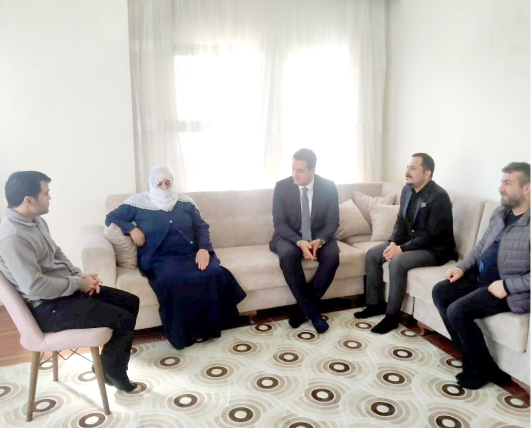 Müdür Canpolat’tan Şehit ailesine ziyaret