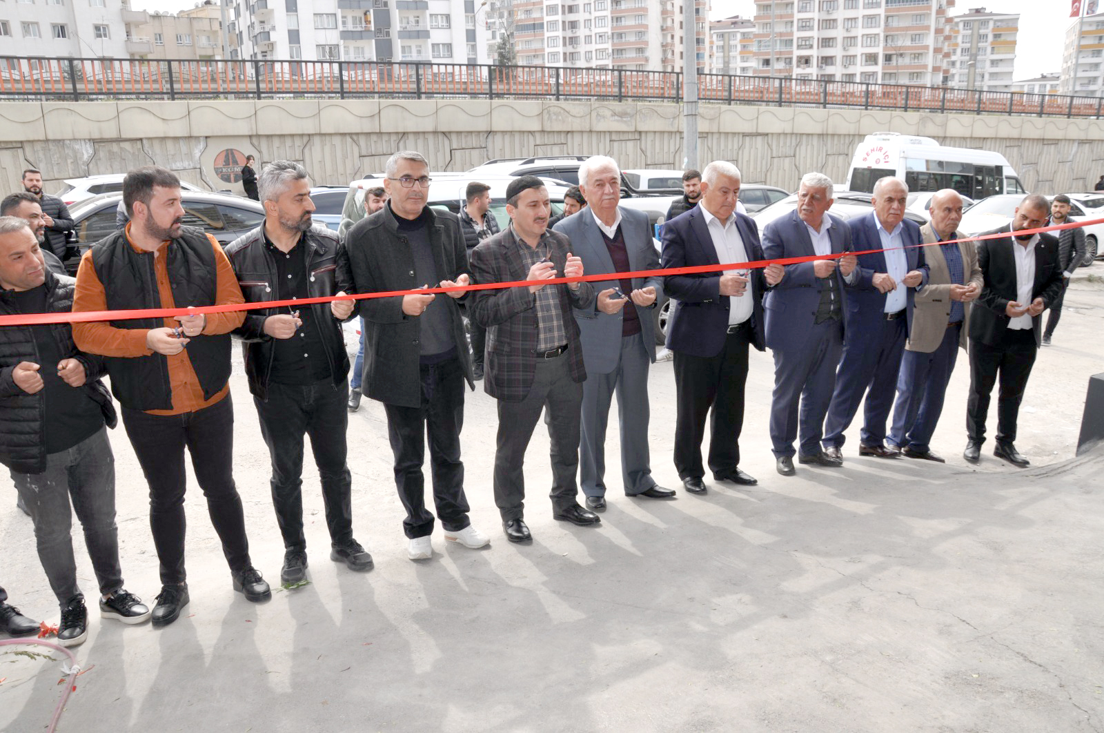 Em Motors ikinci şubesini görkemli açtı