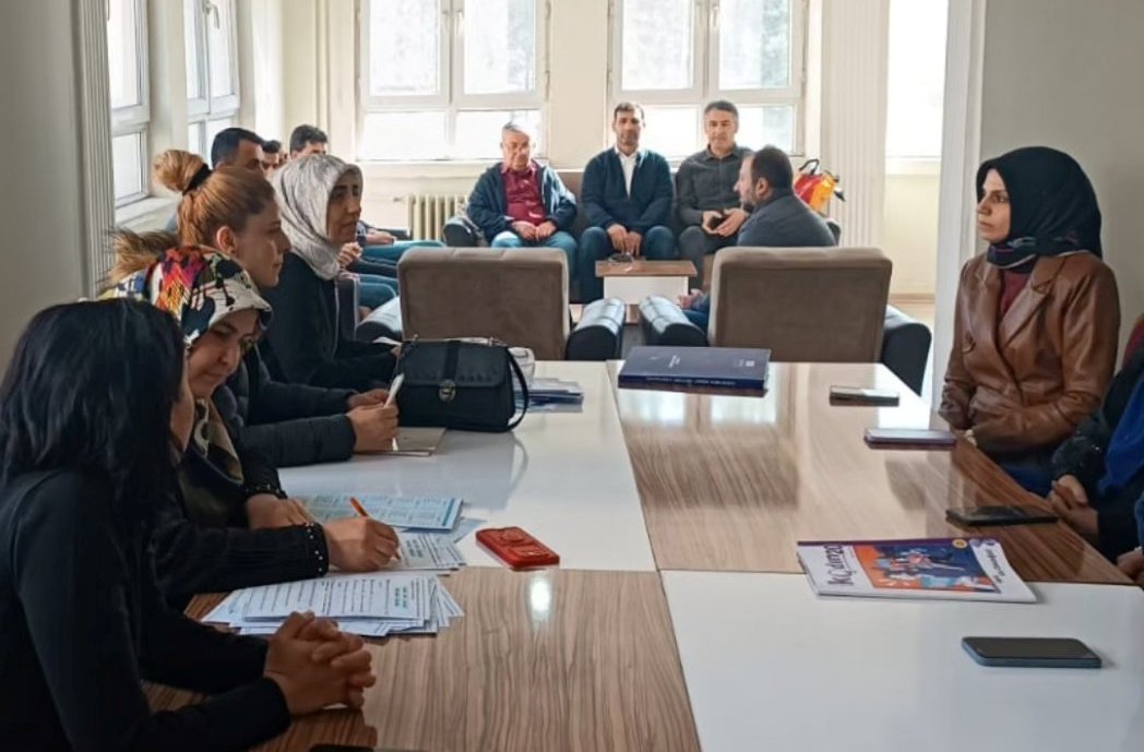 Öğretmenlere diyabet eğitimi