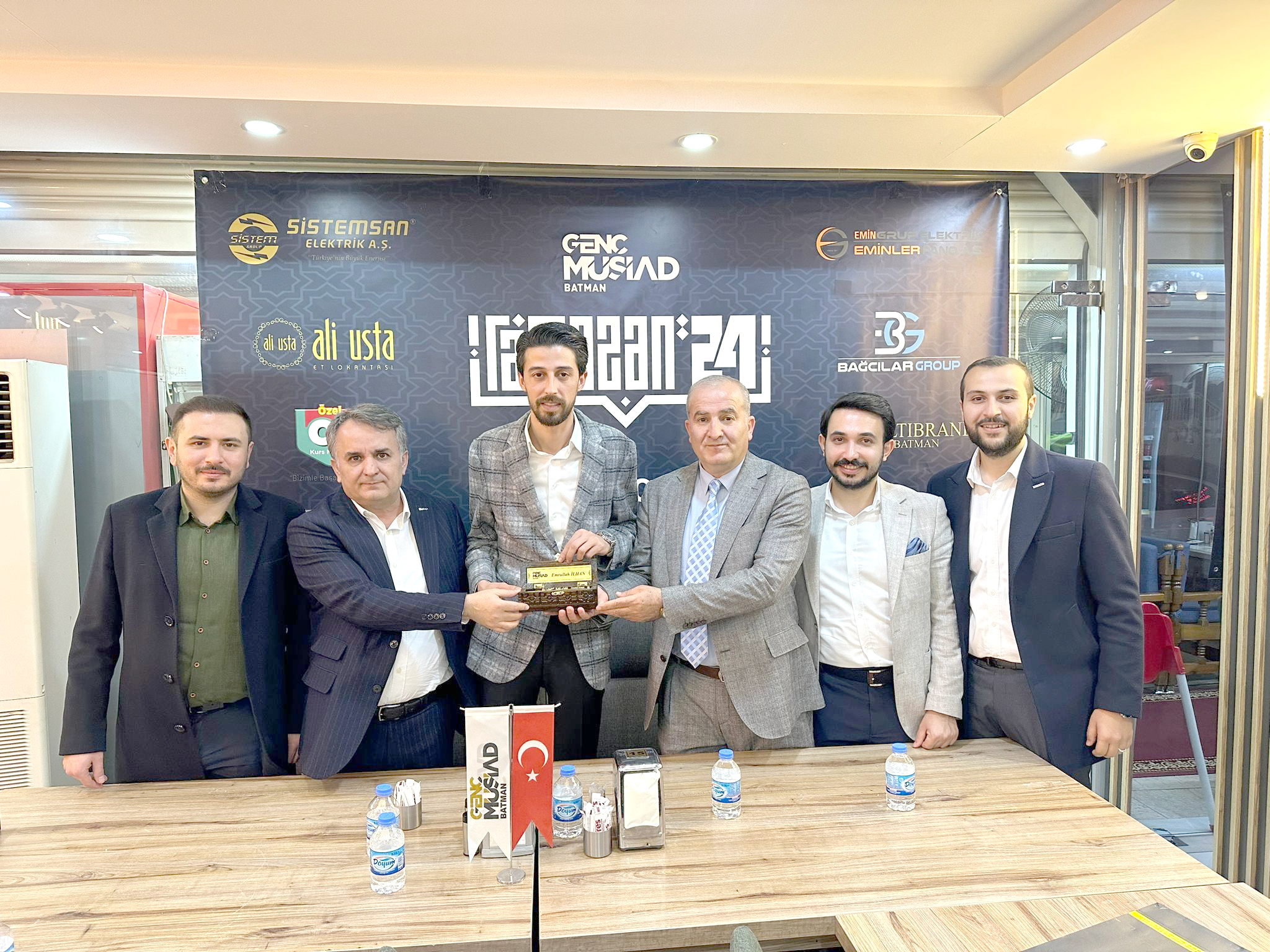 Genç Müsiad üyeleri iftar sofrasında bir araya geldi