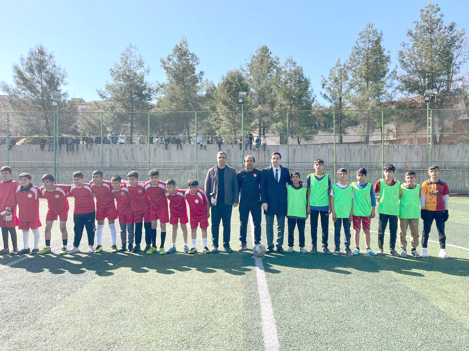 Ortaokullar arası futbol turnuvası düzenlendi