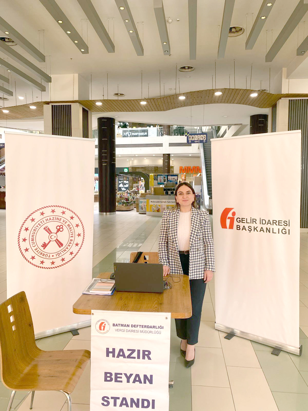 Defterdarlık AVM’lerde hazır beyan standı kurdu